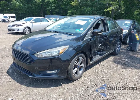 2017 Ford Focus Se z USA, uszkodzony, nr VIN 1FADP3FE7HL335113